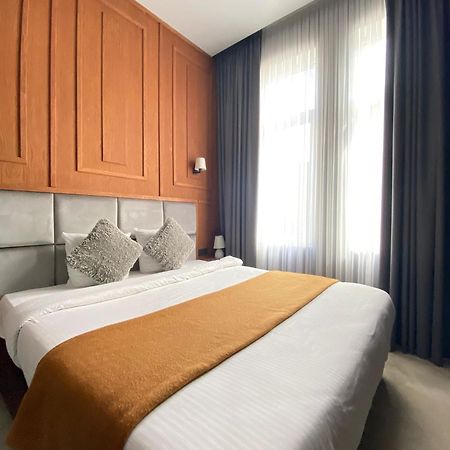 Hotel Esperance Brussel Bagian luar foto