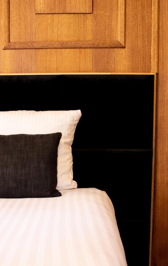 Hotel Esperance Brussel Bagian luar foto