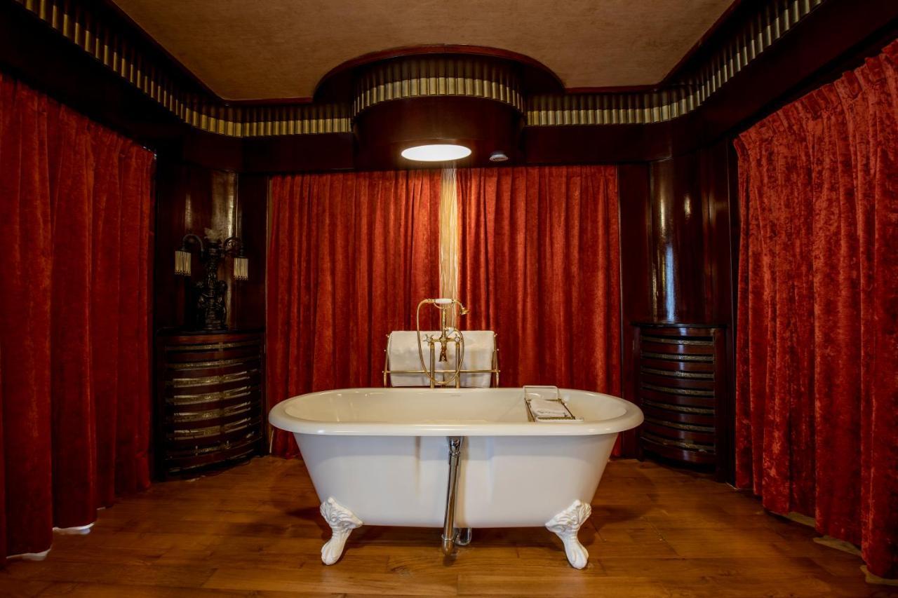 Hotel Esperance Brussel Bagian luar foto