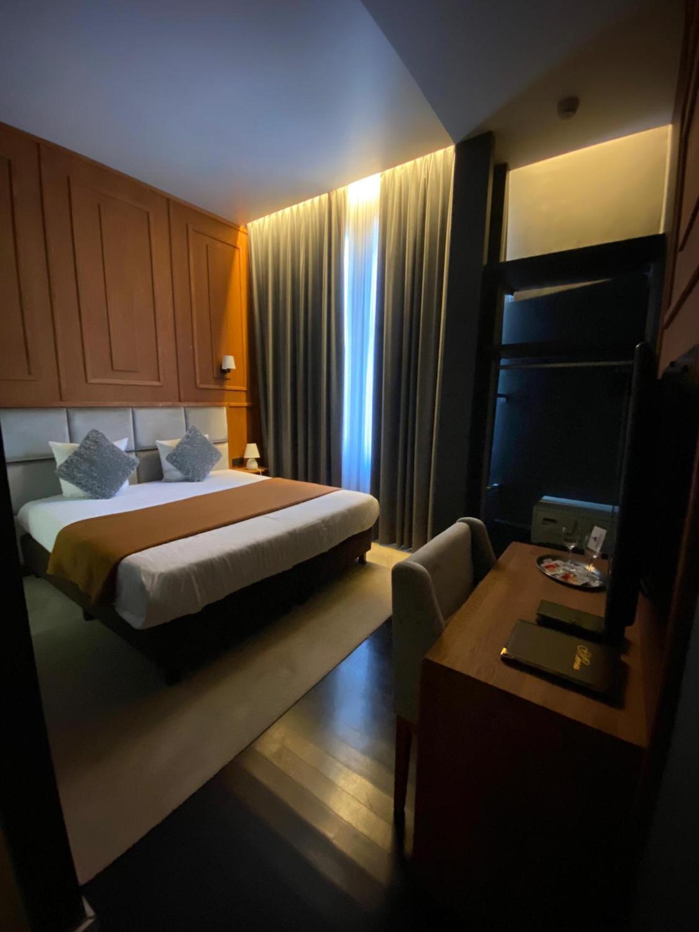Hotel Esperance Brussel Bagian luar foto