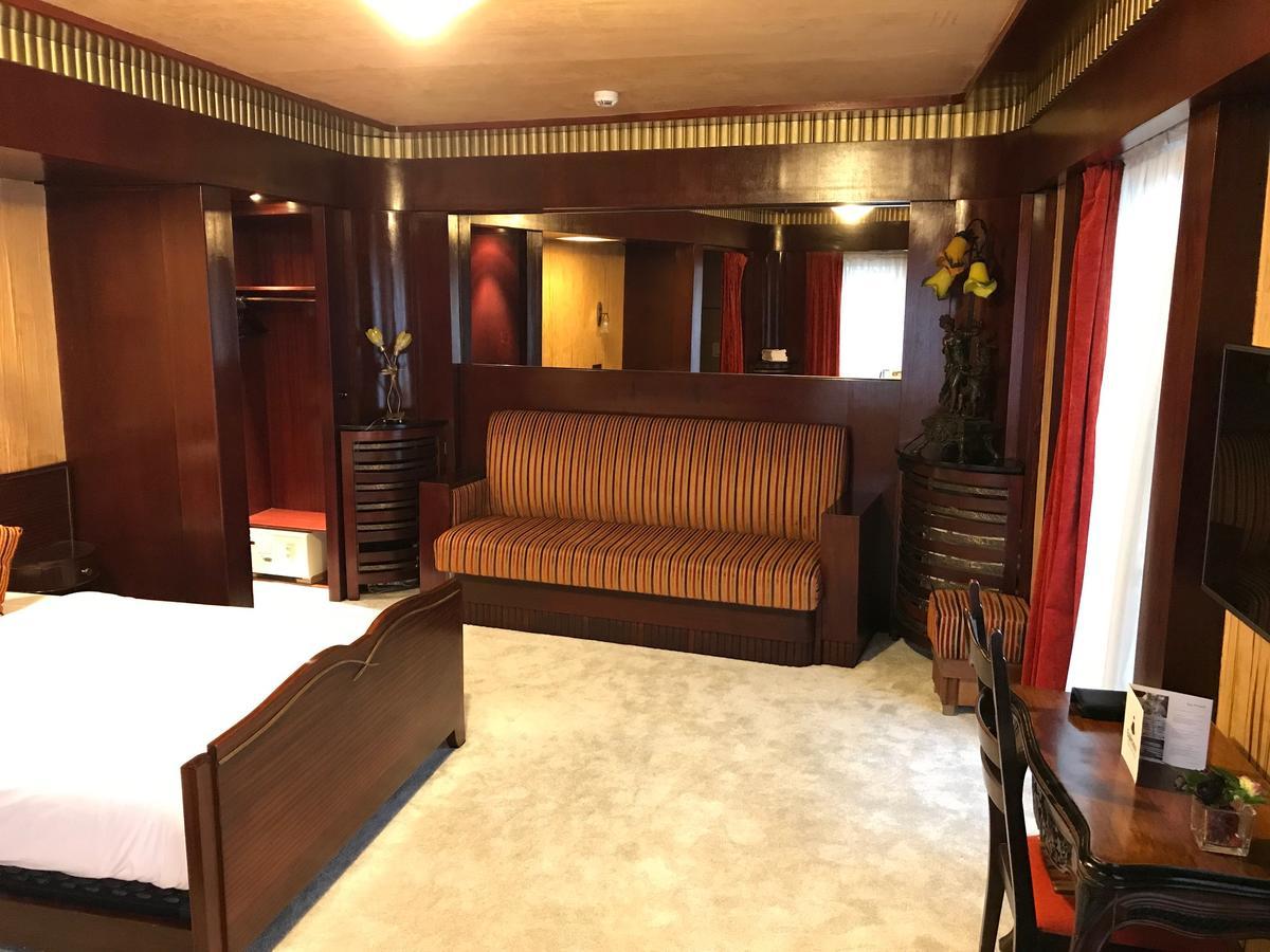 Hotel Esperance Brussel Bagian luar foto