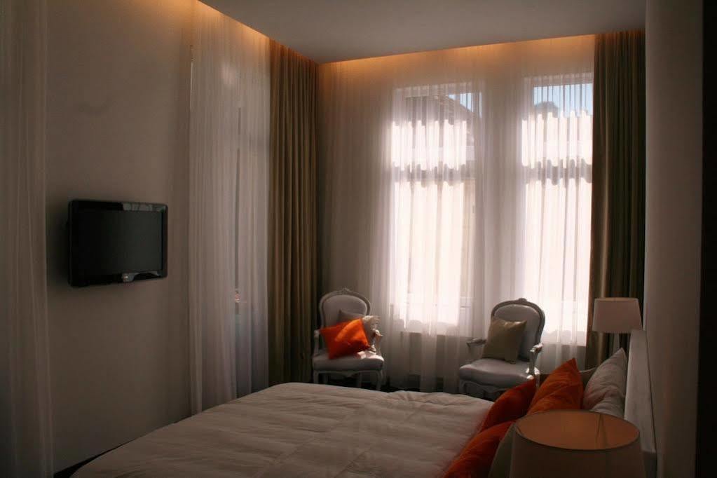 Hotel Esperance Brussel Bagian luar foto